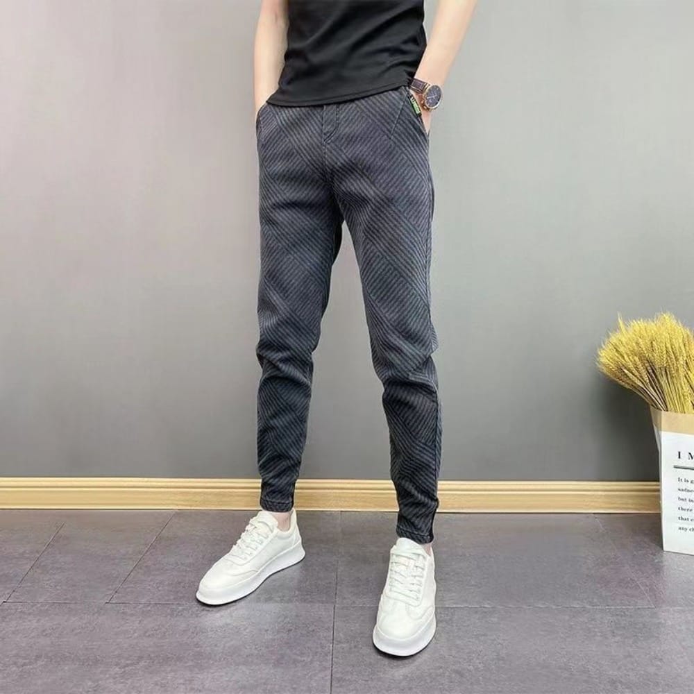 Fashion Designer Versatile Slim Casual Jeans for Men Tapered Stripe Design for Autumn Winter Stylish Men's Pants Korean Style