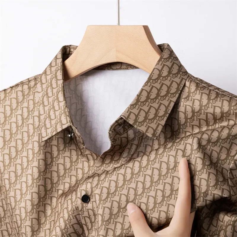 2024 Summer New Men's Business Casual Printed Short Sleeved Shirt Fashion Comfortable Wrinkle Resistant Top